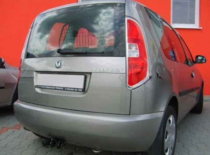 Carlig remorcare Skoda Roomster dupa 2006 demontabil automat cu maneta marca Autohak [6]