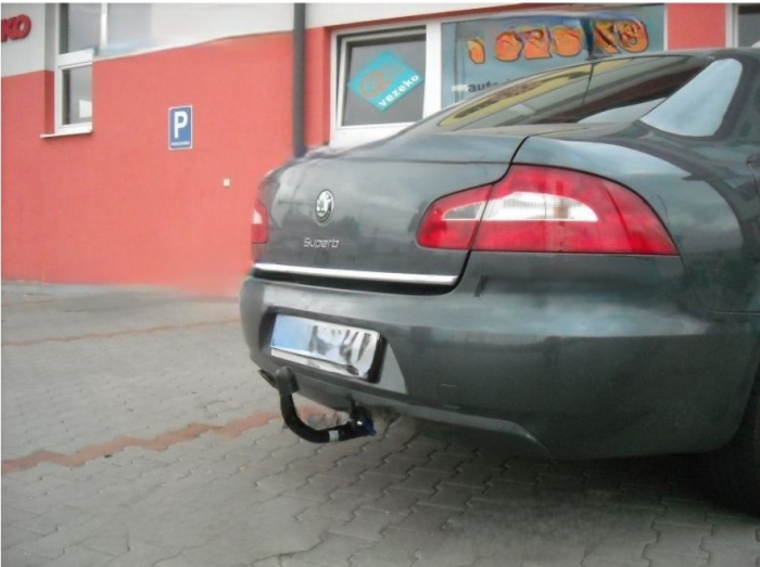 Carlig remorcare Skoda Superb 2008 - 2015 demontabil automat vertical marca Autohak [16]