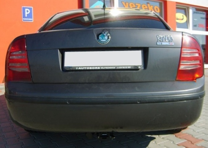 Carlig remorcare Skoda Superb 2008 - 2015 demontabil automat vertical marca Autohak [25]