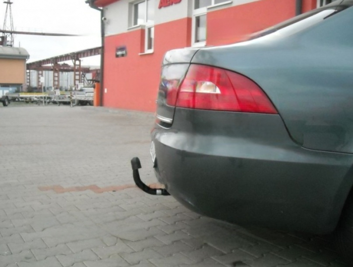 Carlig remorcare Skoda Superb 2008 - 2015 demontabil automat vertical marca Autohak [15]