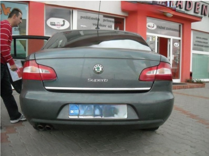Carlig remorcare Skoda Superb 2008 - 2015 demontabil automat vertical marca Autohak [20]