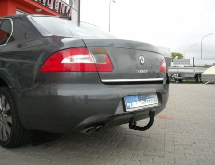 Carlig remorcare Skoda Superb 2008 - 2015 demontabil automat vertical marca Autohak [14]