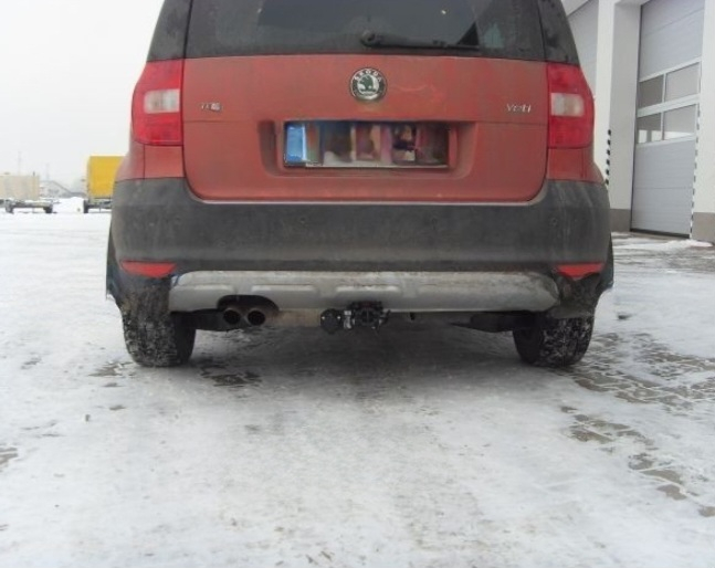 Carlig remorcare Skoda Yeti 2009 - 2013 demontabil automat cu maneta marca Autohak [5]