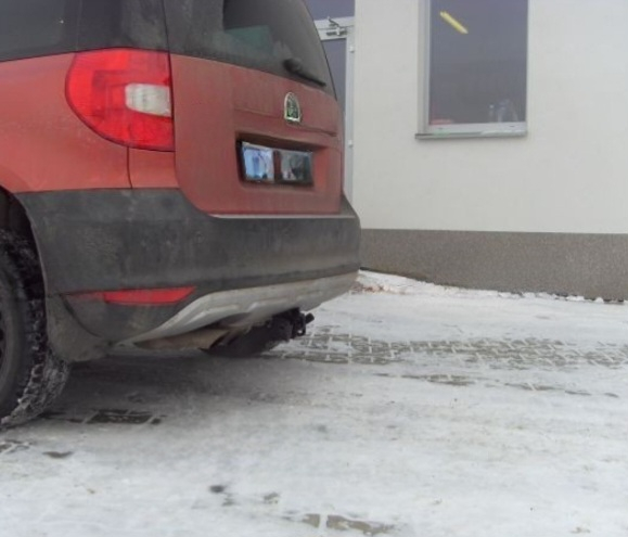 Carlig remorcare Skoda Yeti 2009 - 2013 demontabil automat cu maneta marca Autohak [4]