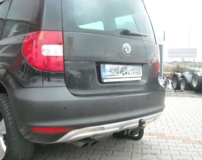 Carlig remorcare Skoda Yeti 2009 - 2013 demontabil automat vertical marca Autohak [8]