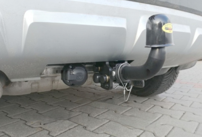 Carlig remorcare Skoda Yeti dupa 2014 demontabil automat cu maneta marca Autohak [5]