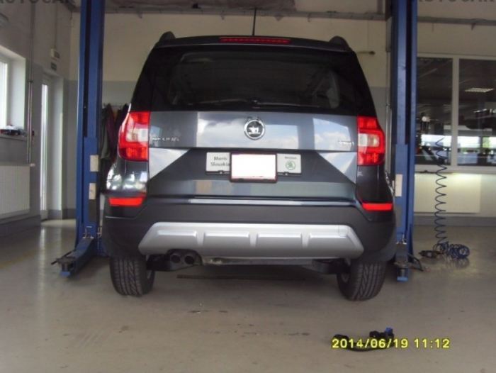 Carlig remorcare Skoda Yeti dupa 2014 demontabil automat vertical marca Autohak [4]