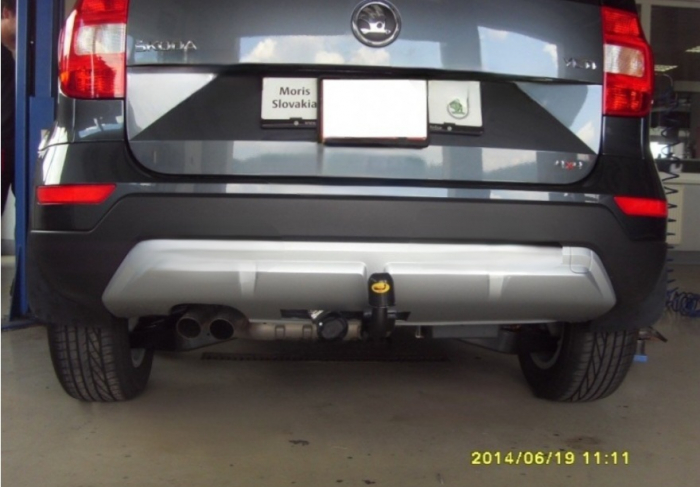 Carlig remorcare Skoda Yeti dupa 2014 demontabil automat vertical marca Autohak [7]