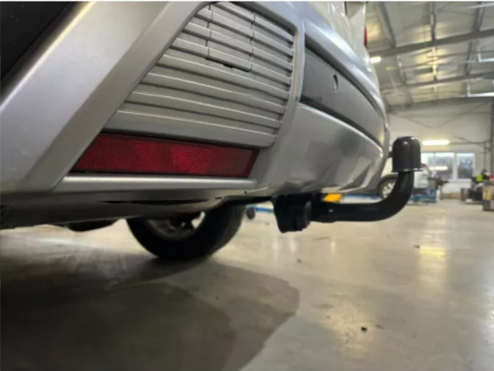 Carlig remorcare SsangYong Torres suv 2023 - prezent demontabil automat vertical marca Autohak [8]