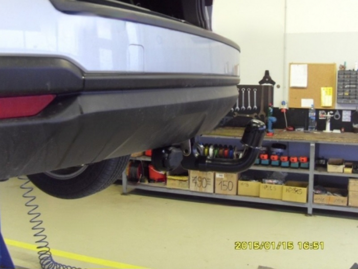 Carlig remorcare Subaru Forester 11/2012 - 03/2018 demontabil automat vertical marca Autohak [4]