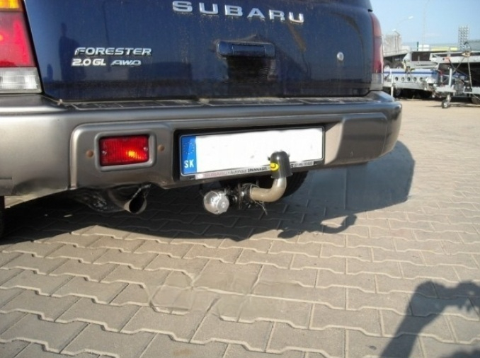 Carlig remorcare Subaru Forester 1997 - 2007 demontabil automat cu maneta marca Autohak [3]