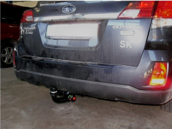 Carlig remorcare Subaru Legacy Outback dupa 09/2009 demontabil automat vertical marca Thule [4]