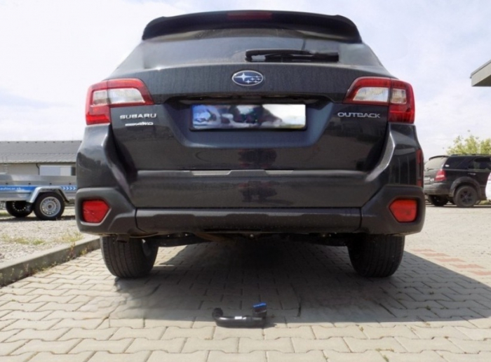 Carlig remorcare Subaru Outback 01/2015 - 03/2021 demontabil automat vertical marca Autohak [9]
