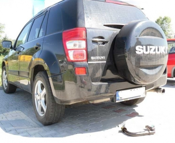 Carlig remorcare Suzuki Grand Vitara 5 usi dupa 2005 demontabil automat vertical marca Autohak [9]