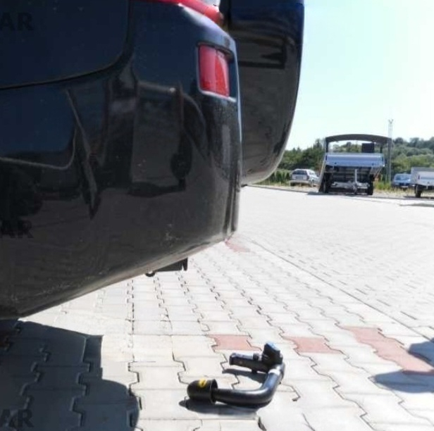 Carlig remorcare Suzuki Grand Vitara 5 usi dupa 2005 demontabil automat vertical marca Autohak [7]