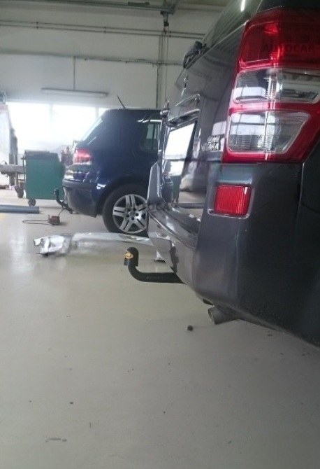 Carlig remorcare Suzuki Grand Vitara 5 usi dupa 2005 demontabil automat vertical marca Autohak [4]