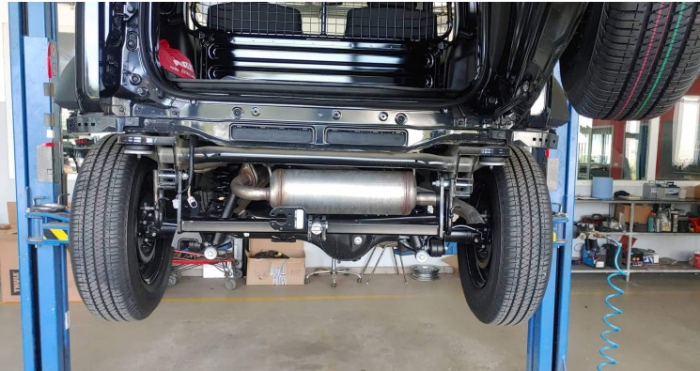 Carlig remorcare Suzuki Jimny dupa 2019 demontabil automat marca Aragon [11]