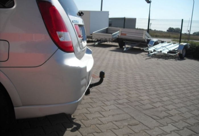 Carlig remorcare Suzuki Liana 5 usi dupa 2001 demontabil automat cu maneta marca Autohak [6]