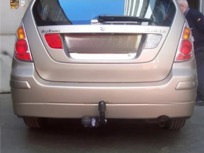 Carlig remorcare Suzuki Liana 5 usi fabricat intre 2001 - 2007 marca Autohak [2]