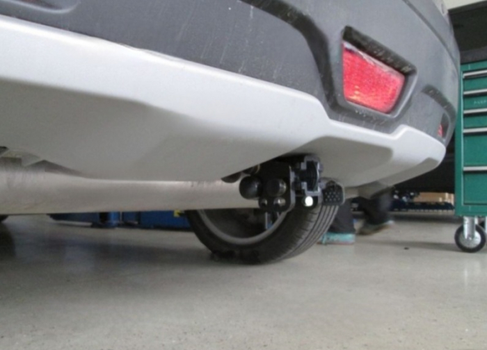 Carlig remorcare Suzuki SX4 S-Cross dupa 2013 demontabil automat cu maneta marca Autohak [8]