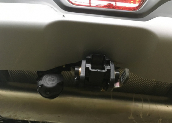 Carlig remorcare Suzuki SX4 S-Cross dupa 2013 demontabil automat cu maneta marca Autohak [4]