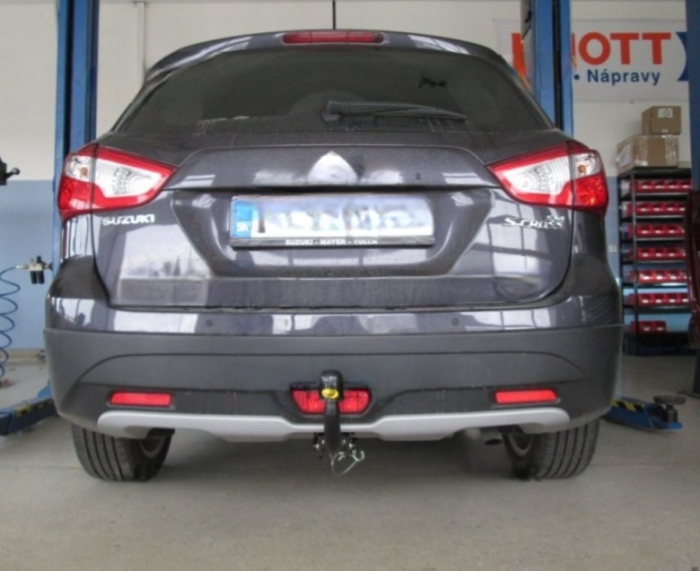Carlig remorcare Suzuki SX4 S-Cross dupa 2013 demontabil automat cu maneta marca Autohak [3]