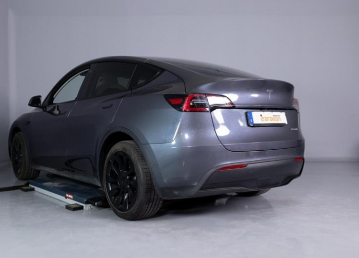 Carlig remorcare Tesla Model Y 5 usi 08/2021 - prezent demontabil automat vertical [8]
