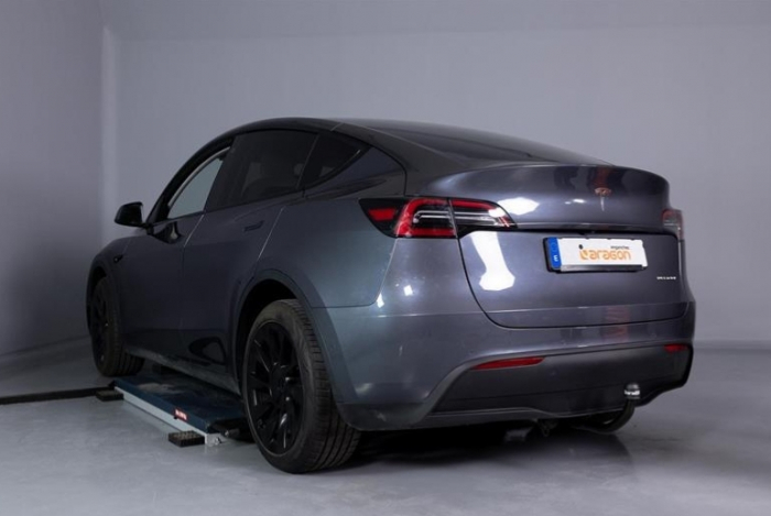Carlig remorcare Tesla Model Y 5 usi 08/2021 - prezent demontabil automat vertical [5]