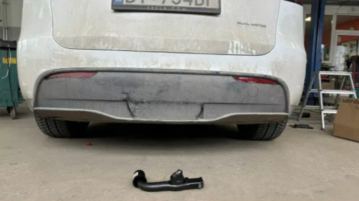 Carlig remorcare Tesla Model Y 5 usi cu preechipare 08/2021 - prezent demontabil automat orizontal [9]