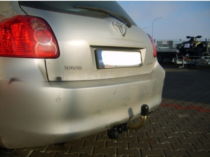 Carlig remorcare Toyota Auris 2007 - 2012 demontabil automat cu maneta marca Autohak [5]