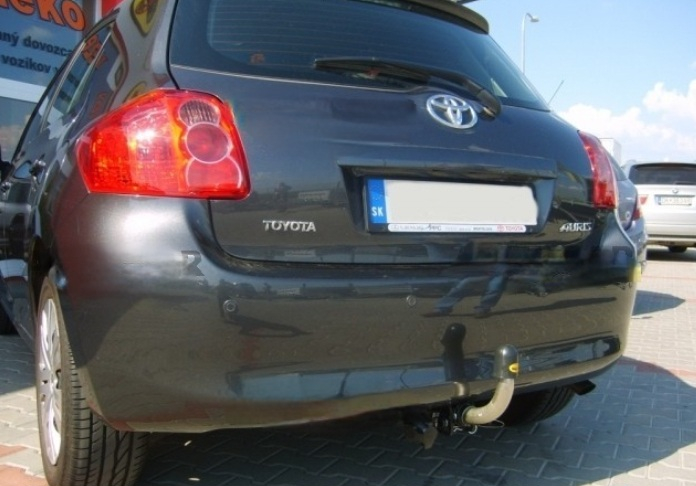 Carlig remorcare Toyota Auris 2007 - 2012 demontabil automat cu maneta marca Autohak [8]