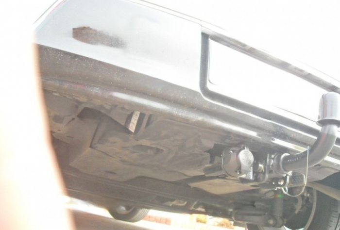 Carlig remorcare Toyota Auris 5 usi dupa 2012 demontabil automat cu maneta marca Autohak [9]