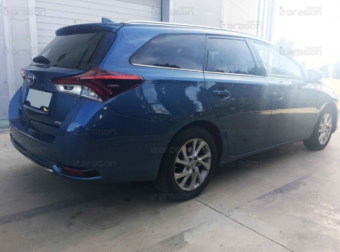 Carlig remorcare Toyota Auris combi hybrid 2013 - prezent demontabil automat vertical marca Aragon [6]