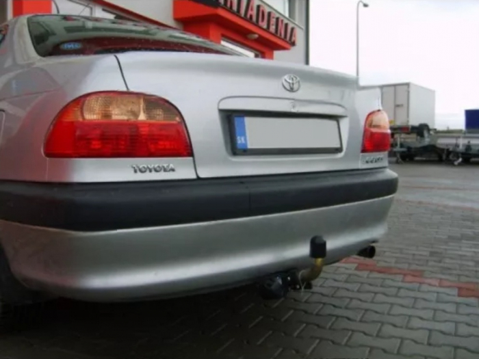 Carlig remorcare Toyota Avensis 4/5 usi 1997 - 2002 demontabil automat cu maneta marca Autohak [2]