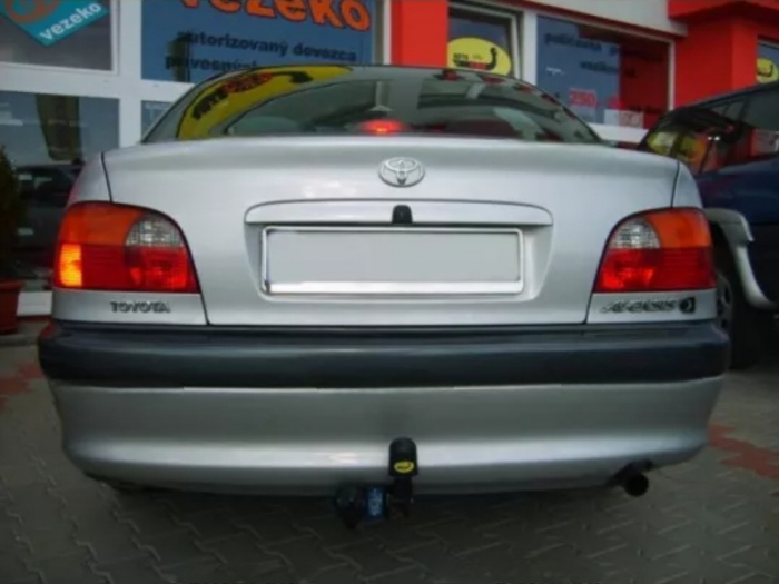 Carlig remorcare Toyota Avensis 4/5 usi 1997-2002 marca Autohak [3]