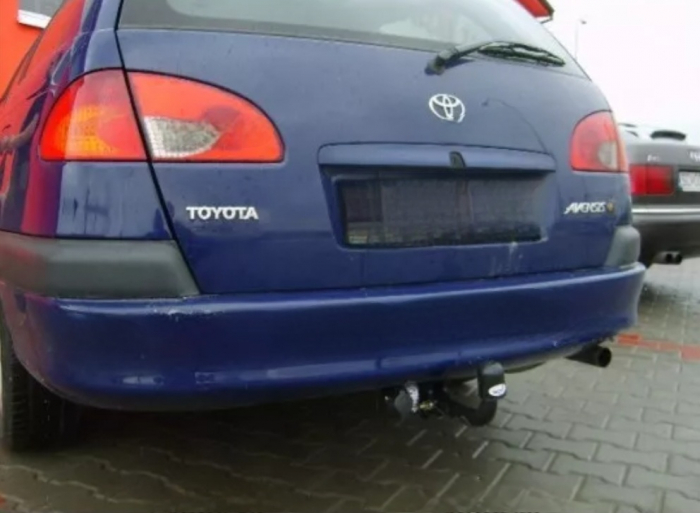 Carlig remorcare Toyota Avensis combi 1997-2002 marca Autohak [3]