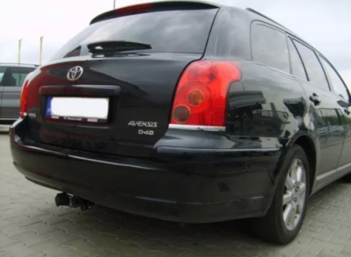 Carlig remorcare Toyota Avensis combi 2003 - 2009 demontabil automat cu maneta marca Autohak [7]