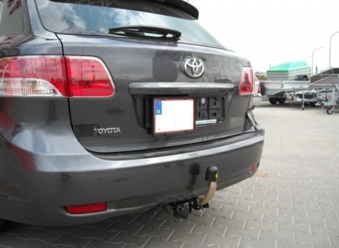 Carlig remorcare Toyota Avensis combi dupa 2009 demontabil automat cu maneta marca Autohak [8]
