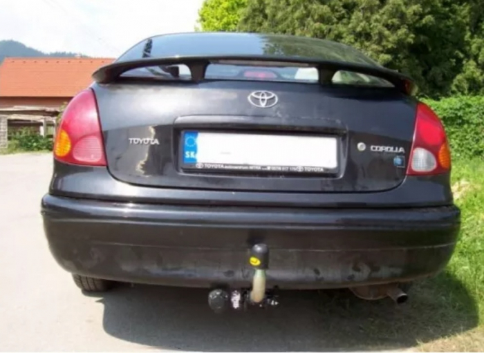 Carlig remorcare Toyota Corolla 4/5 usi 1992 - 2001 demontabil automat cu maneta marca Autohak [2]