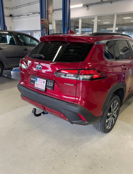 Carlig remorcare Toyota Corolla Cross dupa 03/2021 demontabil automat vertical marca Autohak [5]