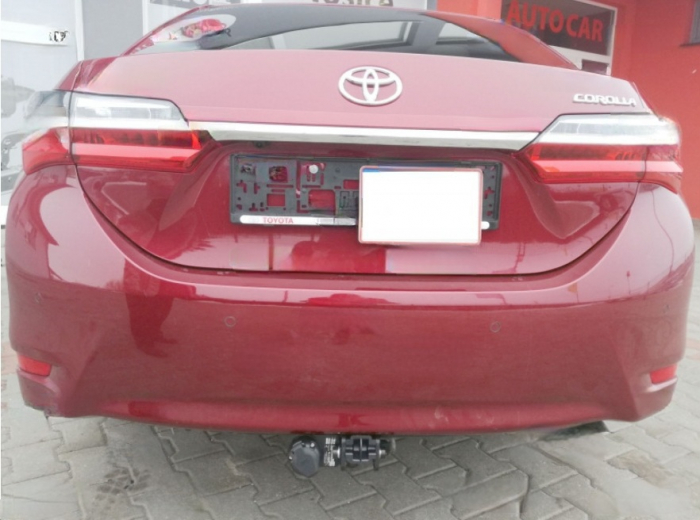 Carlig remorcare Toyota Corolla sedan E18 2013 - 2018 demontabil automat cu maneta marca Autohak [7]