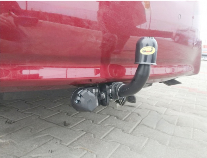 Carlig remorcare Toyota Corolla sedan E18 2013 - 2018 demontabil automat cu maneta marca Autohak [3]