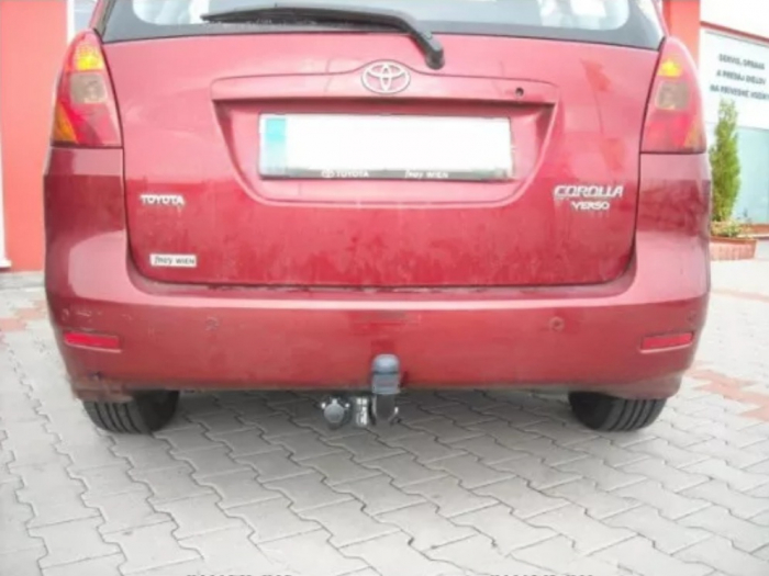 Carlig remorcare Toyota Corolla Verso 2002-2004 marca Autohak [3]