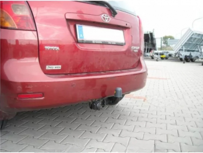 Carlig remorcare Toyota Corolla Verso 2002-2004 marca Autohak [2]