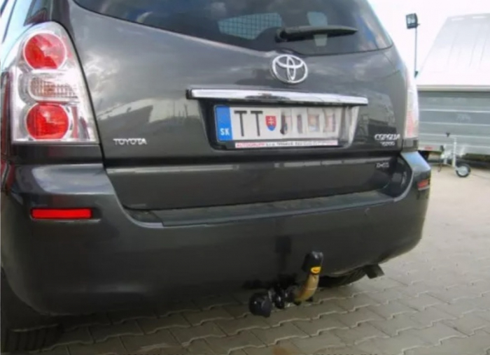 Carlig remorcare Toyota Corolla Verso 2004 - 2009 demontabil automat cu maneta marca Autohak [4]