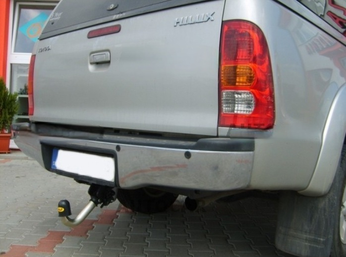 Carlig remorcare Toyota Hilux 4WD 2005 - 2010 demontabil automat cu maneta marca Autohak [7]