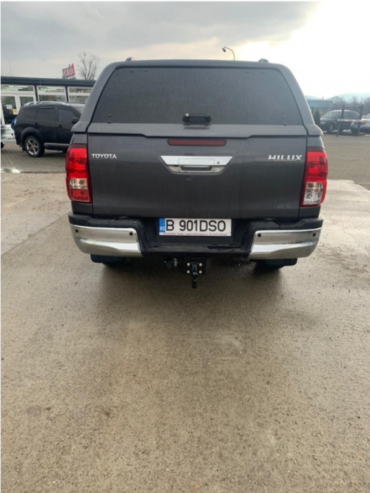 Carlig remorcare Toyota Hilux fabricata dupa 2016 marca Autohak [10]