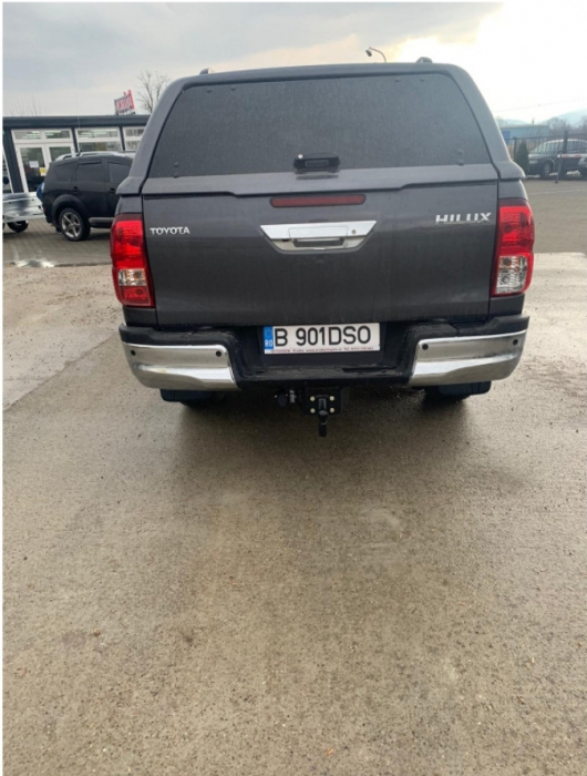 Carlig remorcare Toyota Hilux fabricata dupa 2016 marca Autohak [9]