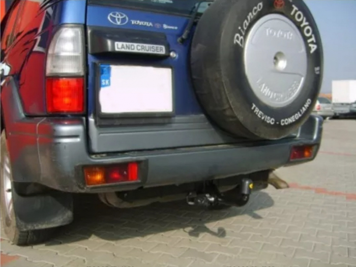 Carlig remorcare Toyota Land Cruiser 5 usi J90/J95 fabricat intre 1996-2002 marca Autohak [2]