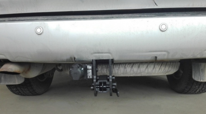 Carlig remorcare Toyota Land Cruiser V8 dupa 2007 demontabil automat cu maneta marca Autohak [9]